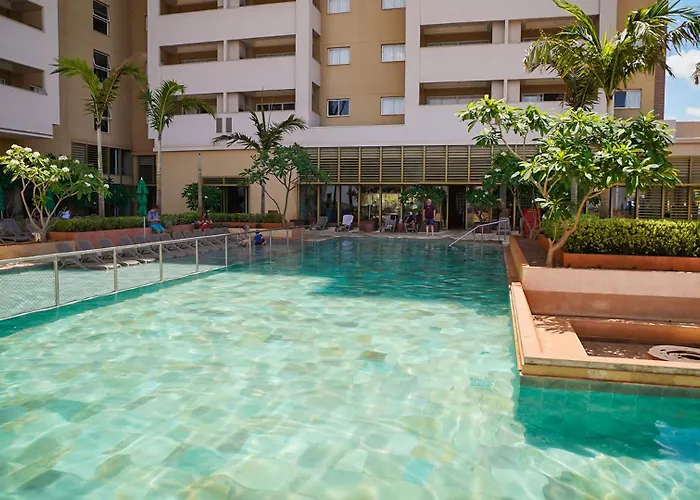 Hot Beach Suites